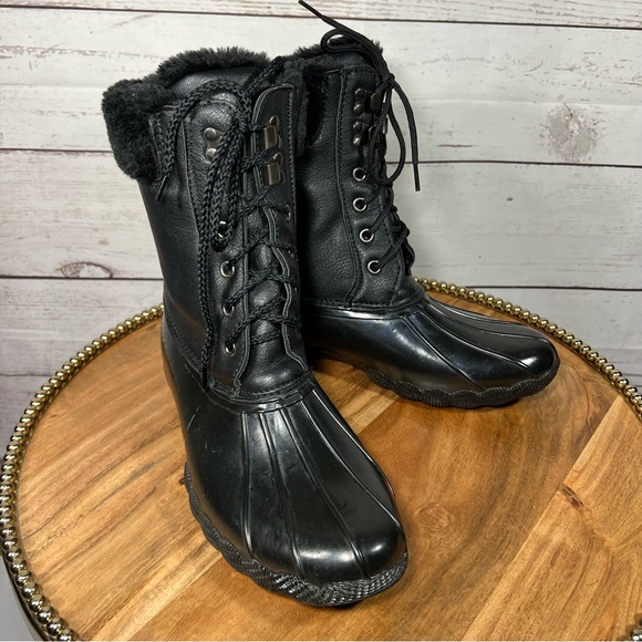 Steve Madden Black Waterproof Faux Fur Lined Boot Sz 9 - Picture 1 of 9